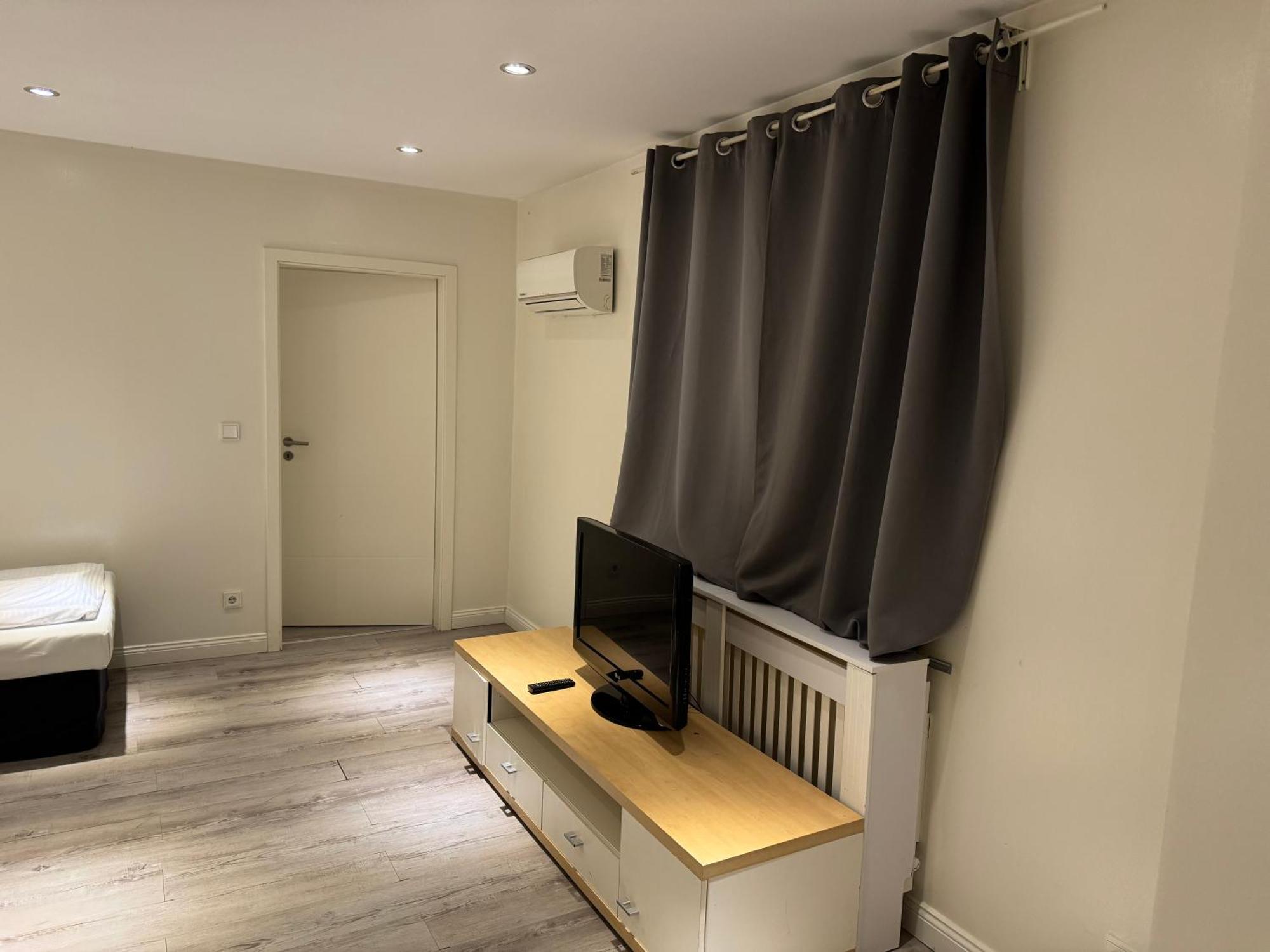 Avi City Apartments Mainhouse Dusseldorf Ngoại thất bức ảnh