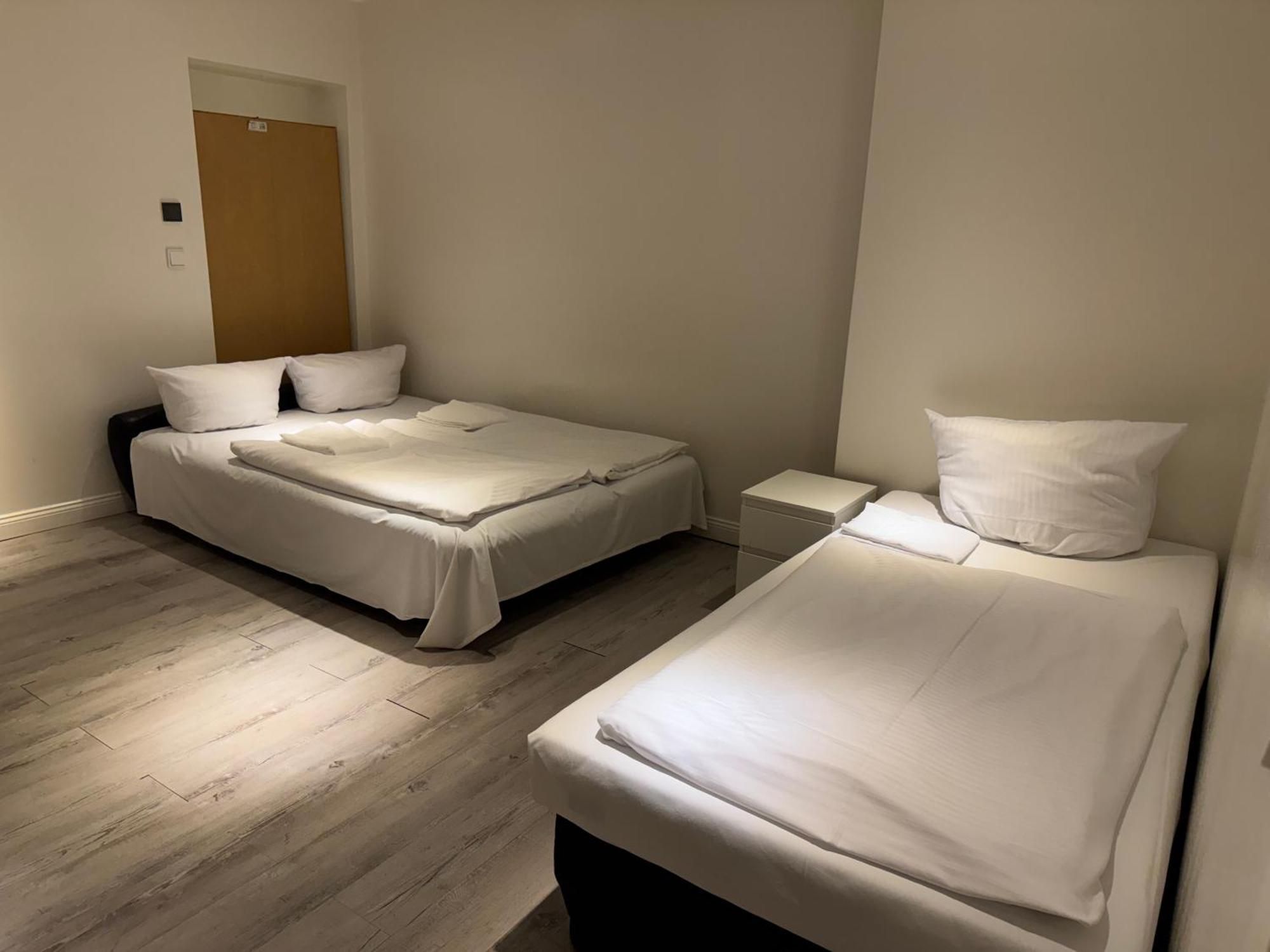 Avi City Apartments Mainhouse Dusseldorf Ngoại thất bức ảnh